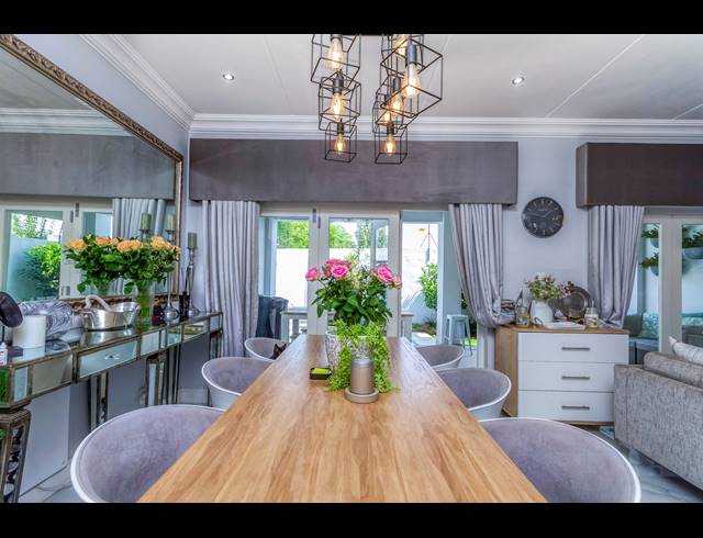 3 BEDROOM TOWNHOUSE TO LET IN BRYANSTON